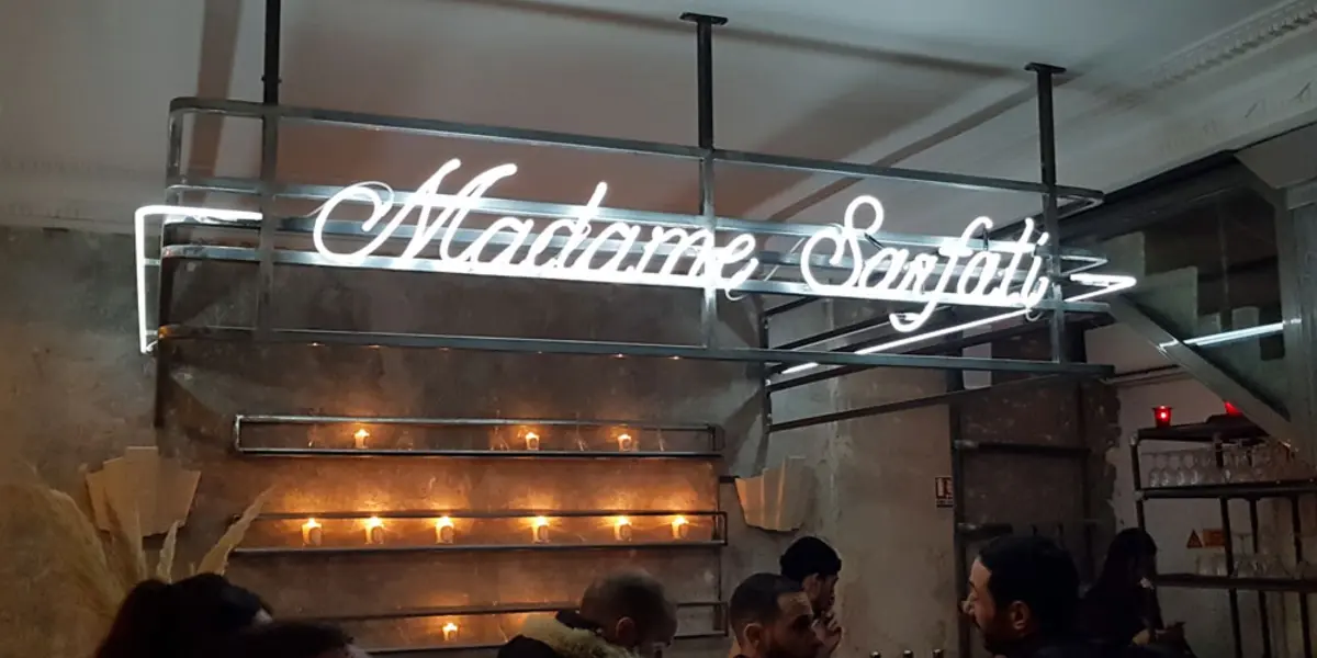 Madame Sarfati Comedy Club